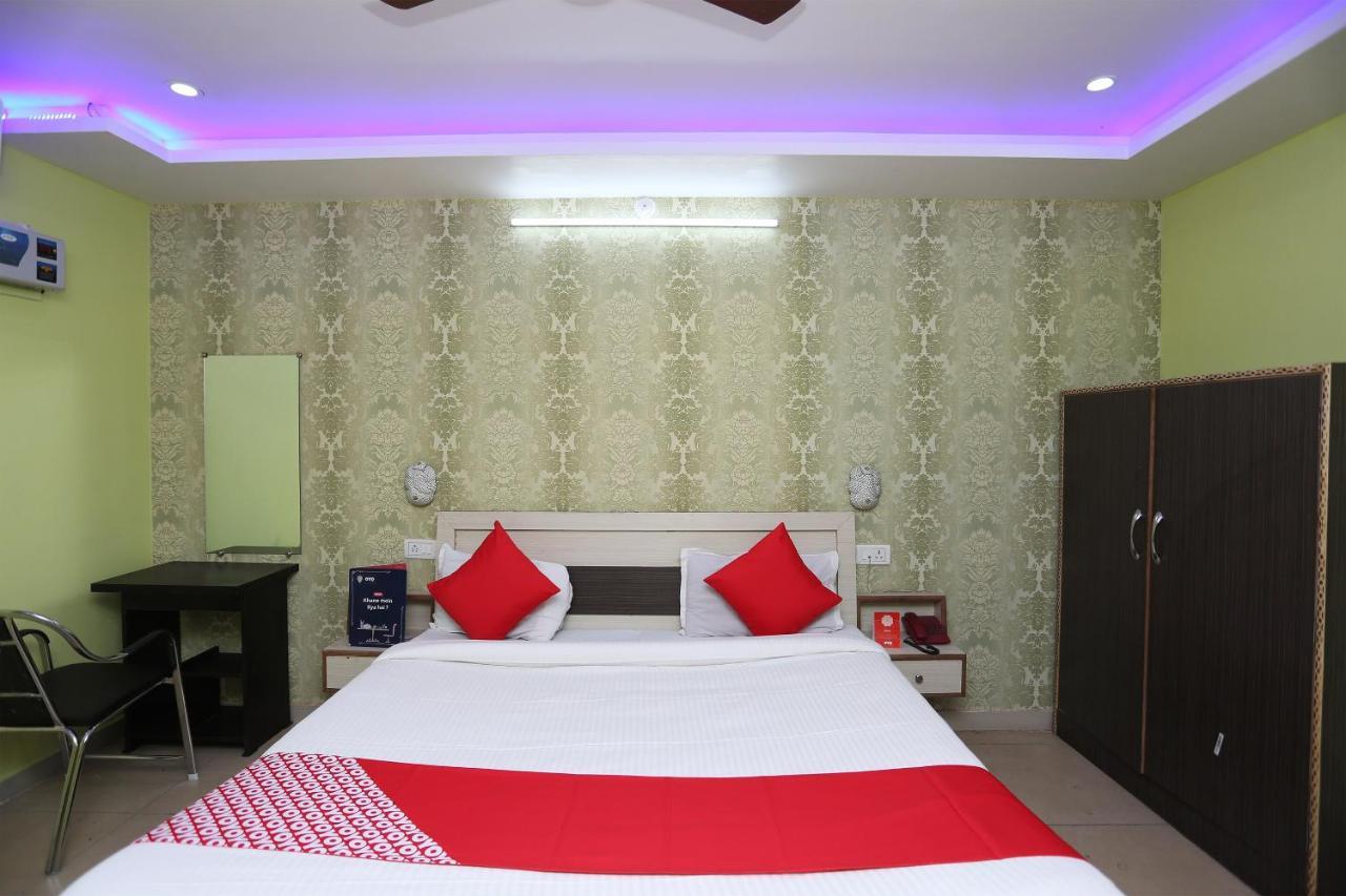 Oyo Hotel New Metro Near Phoenix United لاكناو المظهر الخارجي الصورة