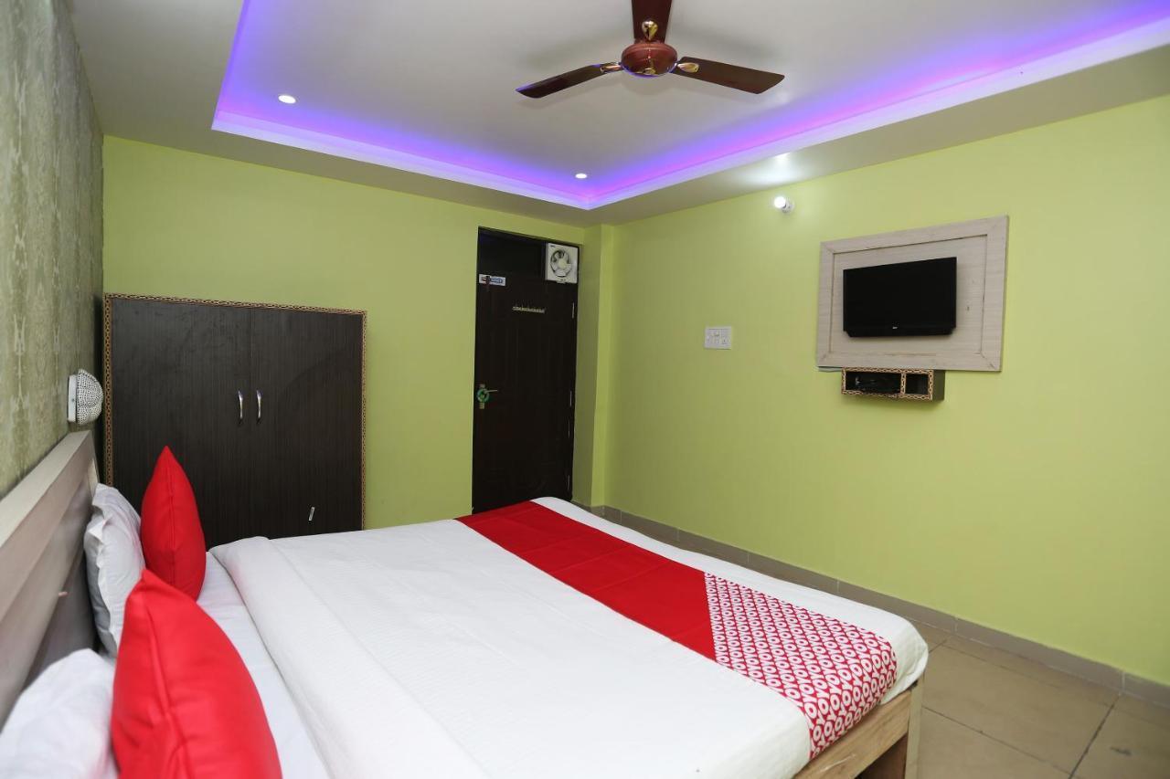 Oyo Hotel New Metro Near Phoenix United لاكناو المظهر الخارجي الصورة