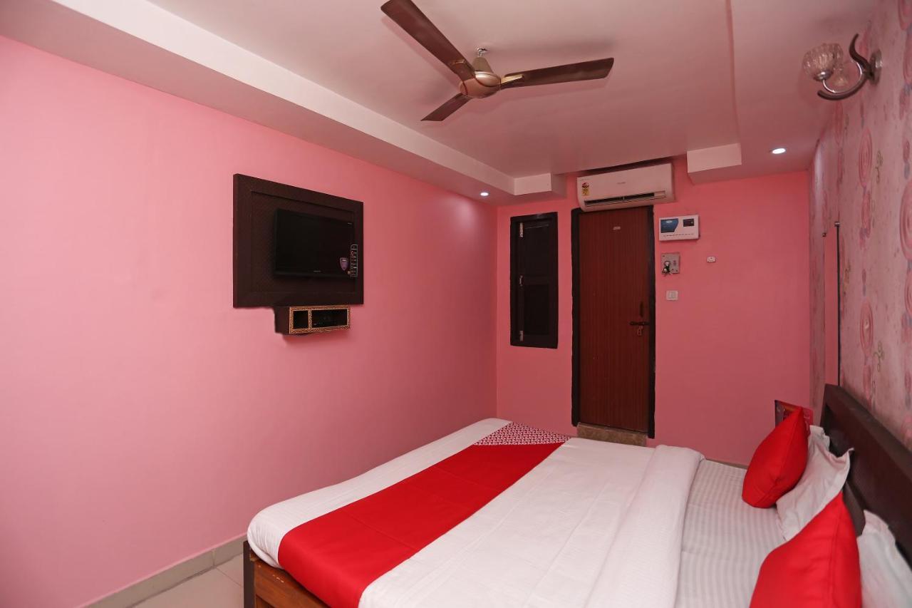 Oyo Hotel New Metro Near Phoenix United لاكناو المظهر الخارجي الصورة