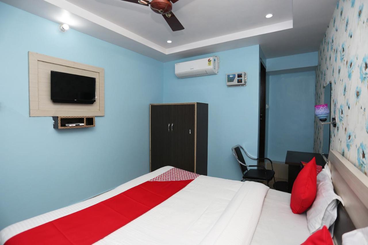 Oyo Hotel New Metro Near Phoenix United لاكناو المظهر الخارجي الصورة