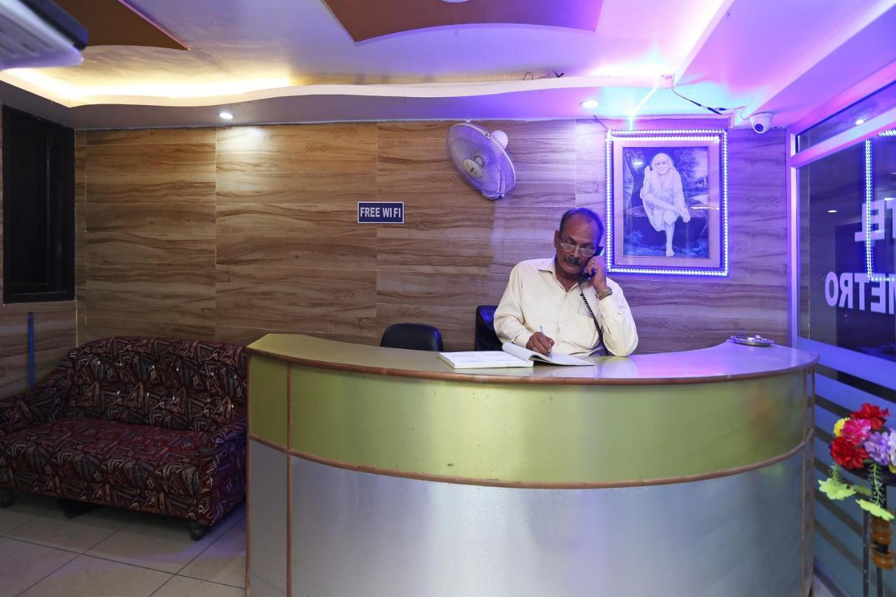 Oyo Hotel New Metro Near Phoenix United لاكناو المظهر الخارجي الصورة
