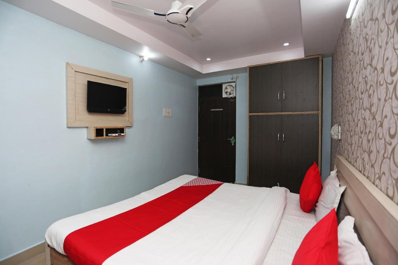 Oyo Hotel New Metro Near Phoenix United لاكناو المظهر الخارجي الصورة