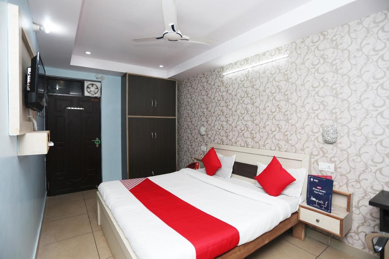 Oyo Hotel New Metro Near Phoenix United لاكناو المظهر الخارجي الصورة